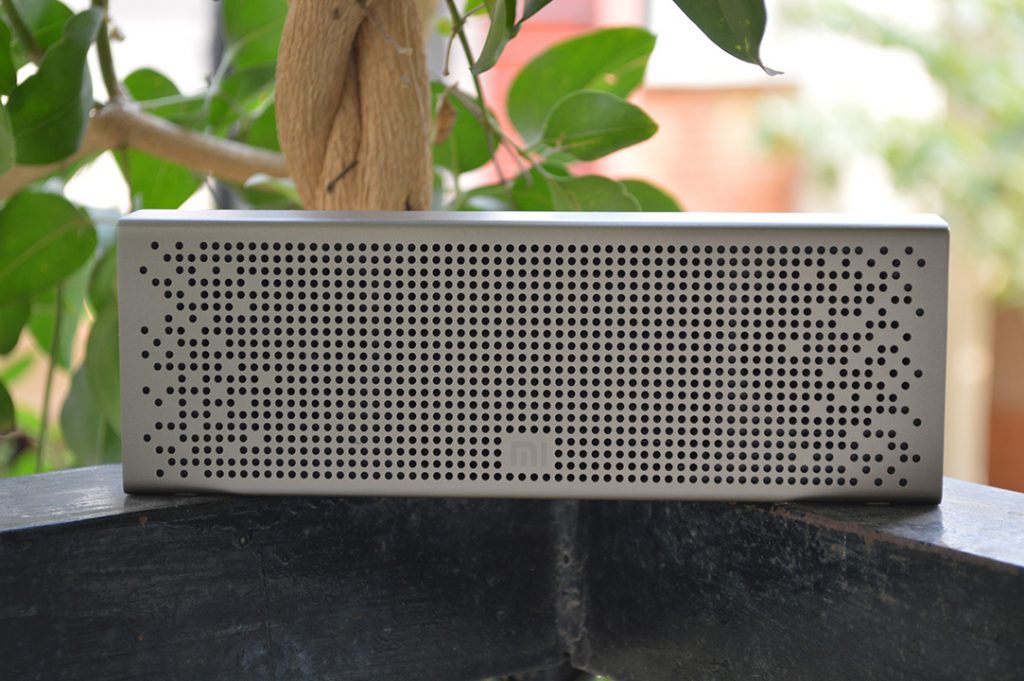 Mi-Bluetooth-speaker