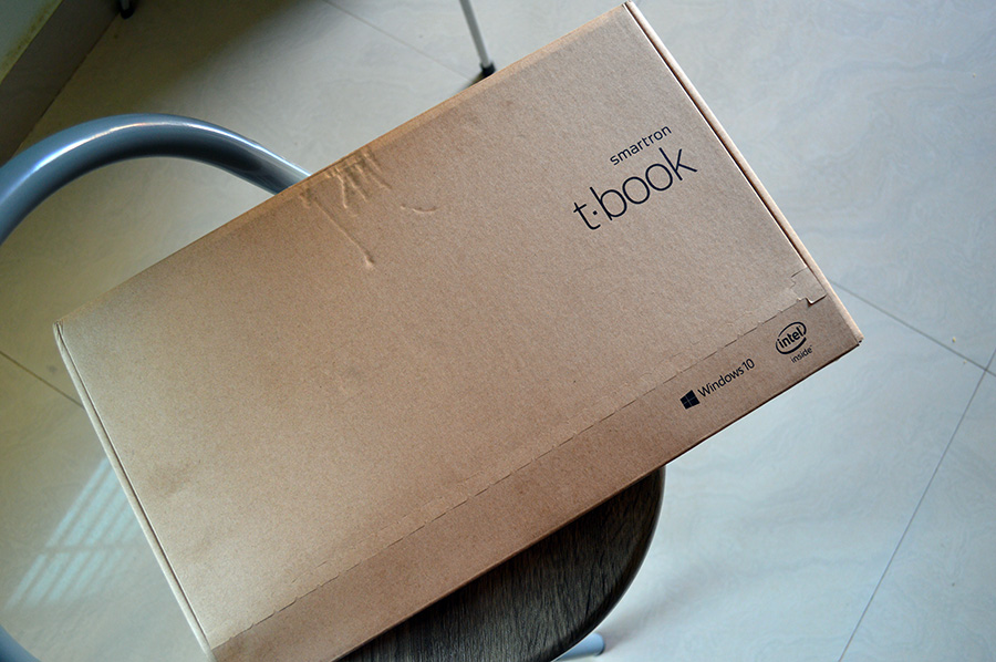 Smartron-tBook-Retail-Box